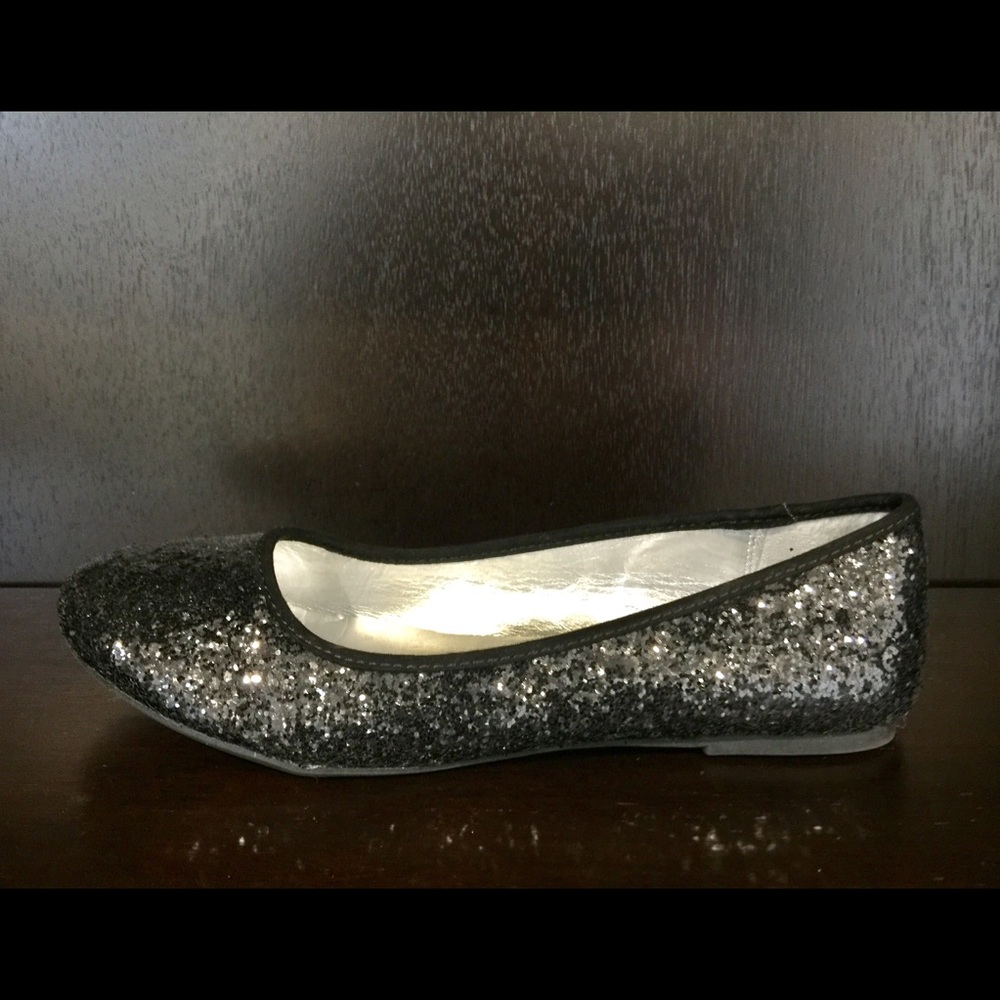 Size 7 glittery flats from Justice.